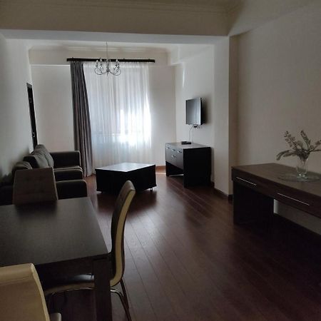 California Boutique Hotel Yerevan Exterior foto