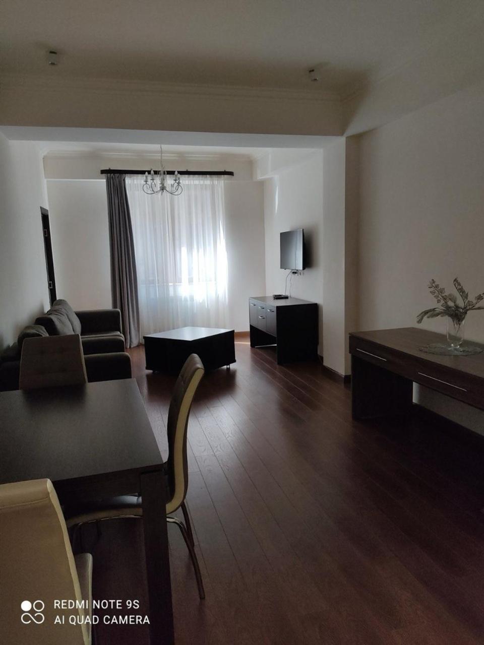 California Boutique Hotel Yerevan Exterior foto