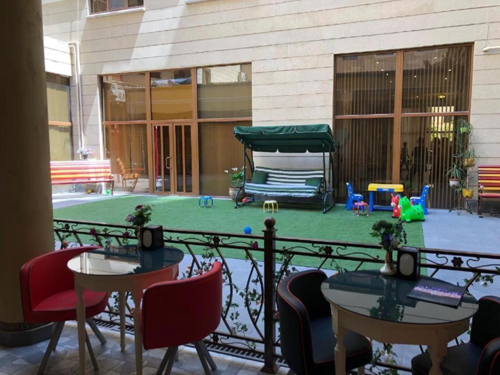 California Boutique Hotel Yerevan Exterior foto